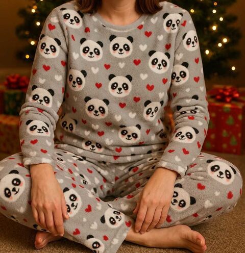 Pyjama douillet �  motifs pandas �  Taille G 15 Annemasse (74)