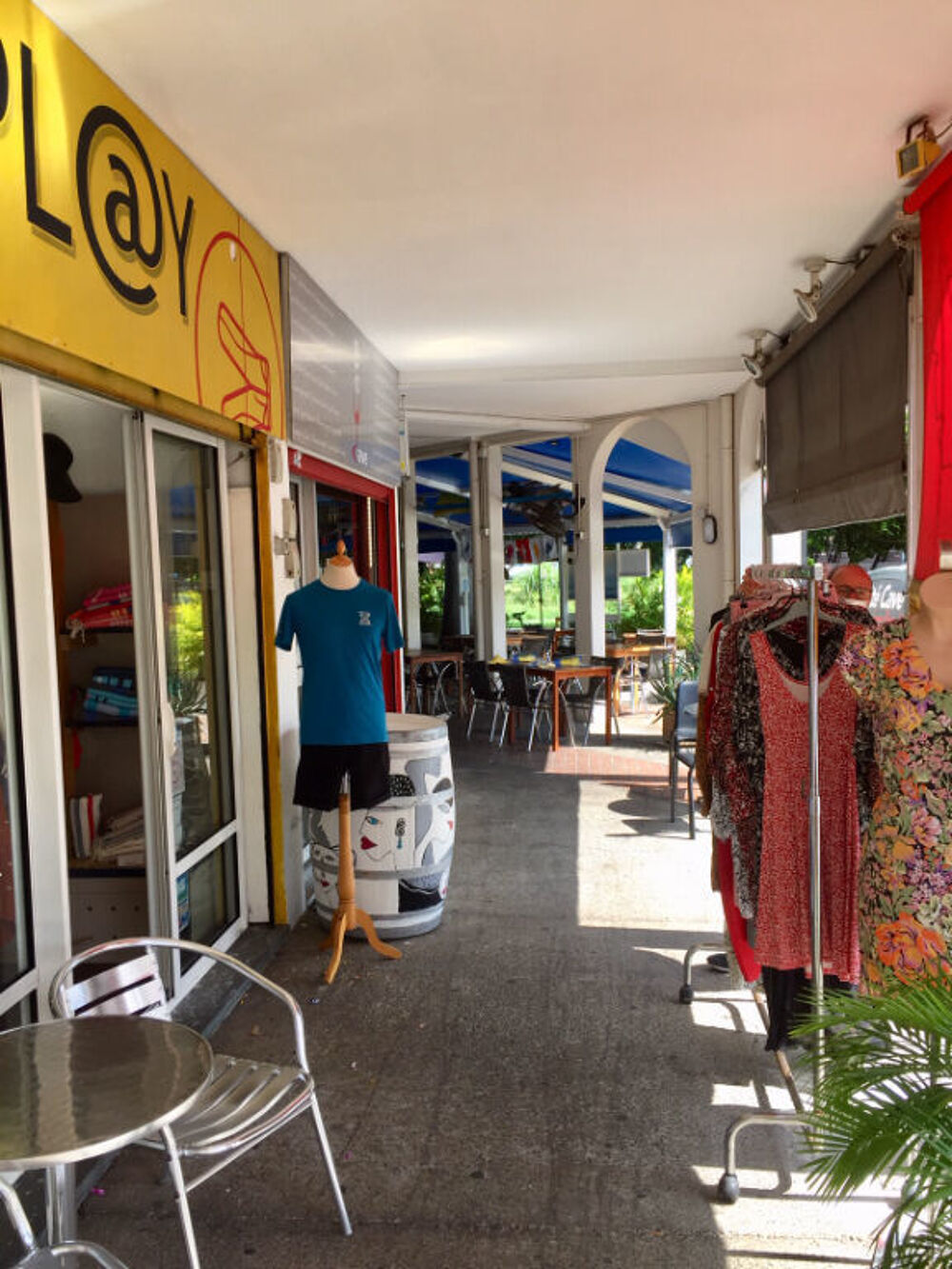 Vente Autre ORPI SAINT GILLES LES BAINS - FOND DE COMMERCE de  33 m² Saint-gilles les bains