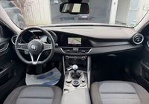 Giulia 2.2 136 ch Business 2017 occasion 10000 Troyes