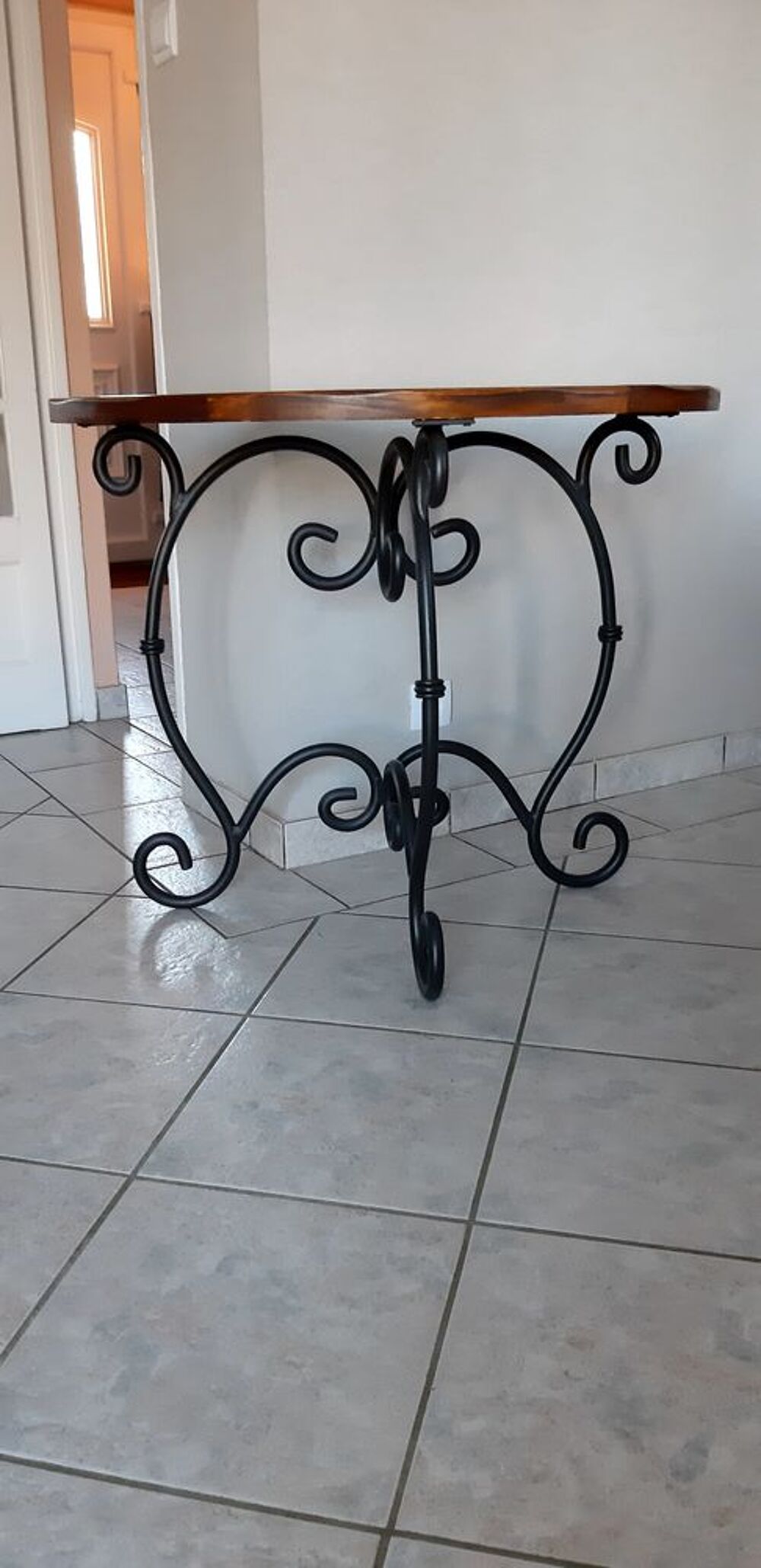console &eacute;tat neuf Meubles