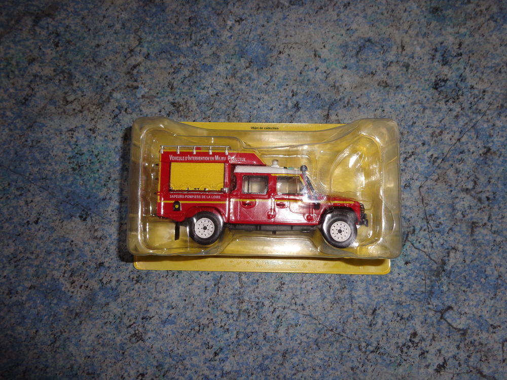 Un lot miniatures sapeurs-pompiers 1/43 - NEUF - 