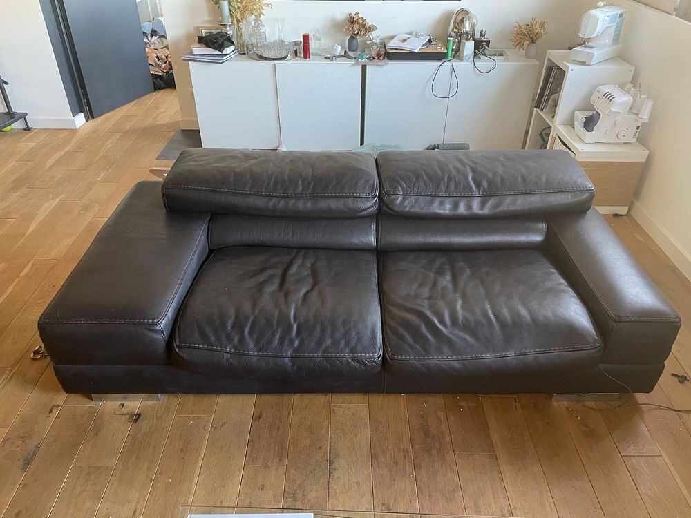 Canap&eacute; en cuir marron Rochebobois Meubles