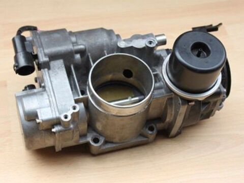 Pi&egrave;ces et &eacute;quipements Voiture Pi&egrave;ces et &eacute;quipements Voiture  occasion Cou&euml;ron 44220