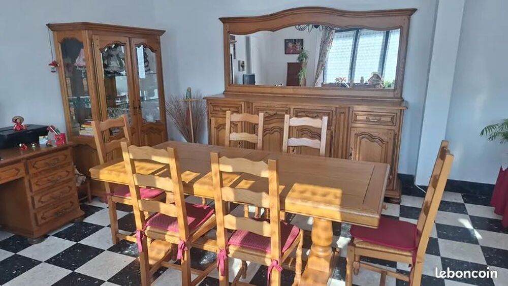 Salle &agrave; manger compl&egrave;te EXCELLENT &Eacute;TAT Meubles