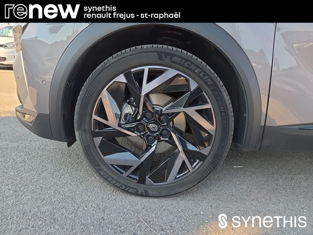 Captur E-Tech full hybrid 145 ch esprit Alpine 2025 occasion 83600 Fr&eacute;jus