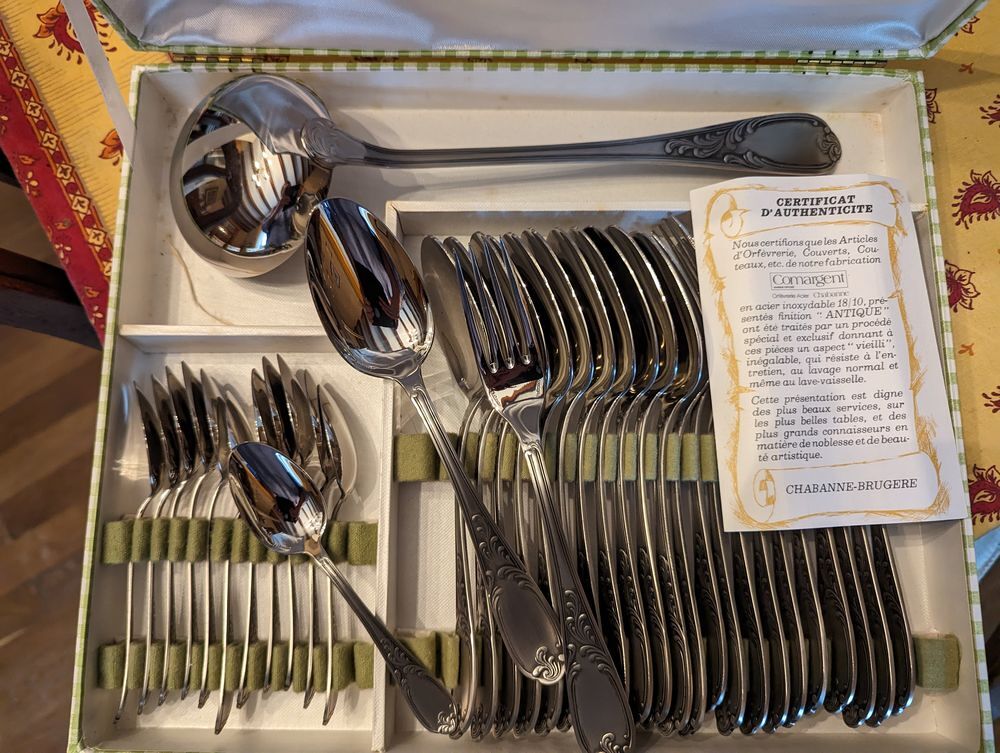 M&eacute;nag&egrave;re Comargent Cuisine