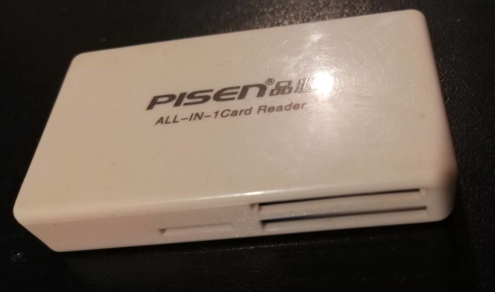 Cl&eacute;s USB et Lecteur de cartes m&eacute;moire Matériel informatique