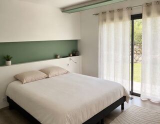 Villa à vendre 5 pièces 215 m²