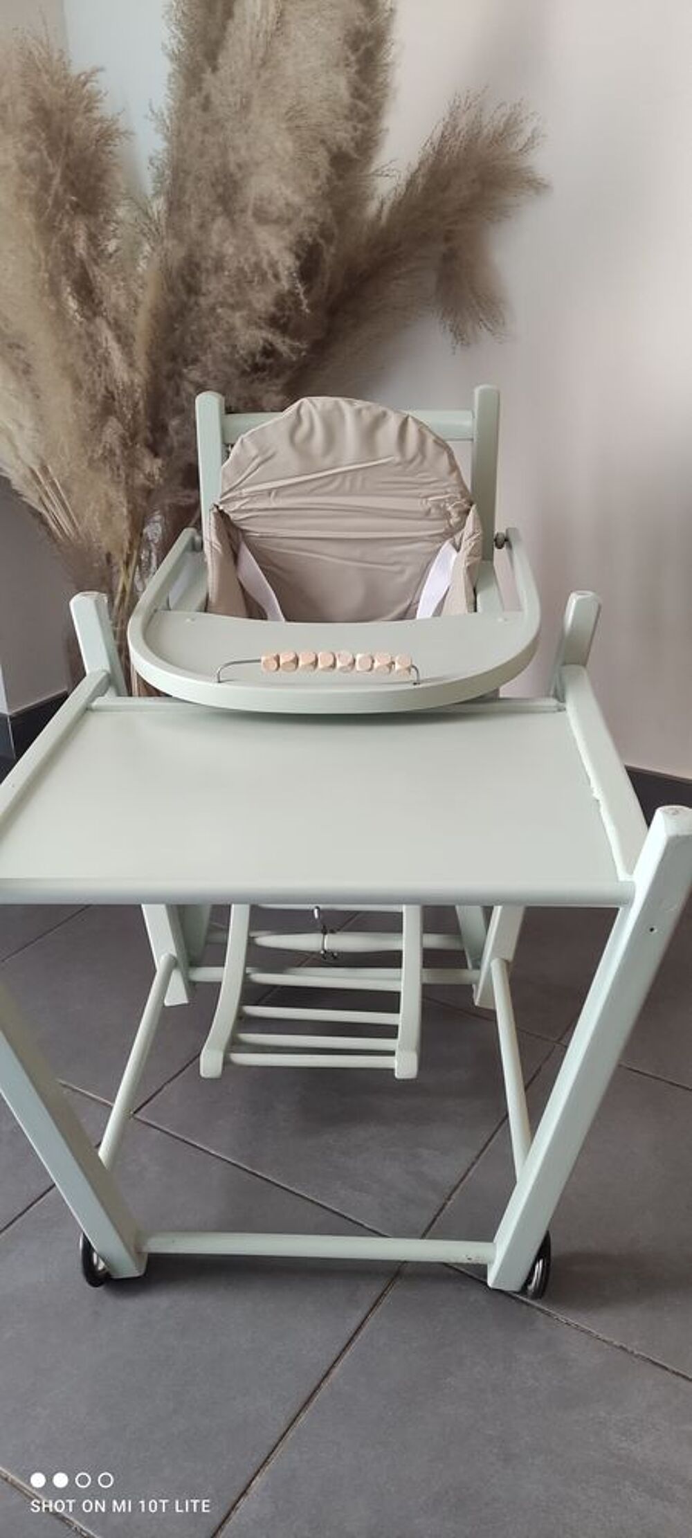 Chaise haute b&eacute;b&eacute; Puériculture