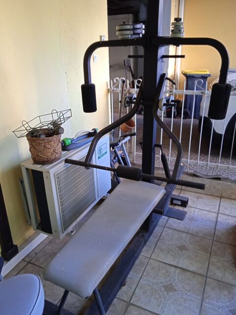 URGENT vend banc de musculation avec poulie d'occasion : Equipements