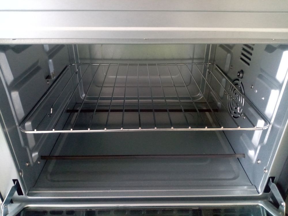 four continental eddisson 35 litres noir &eacute;tat neuf Electroménager