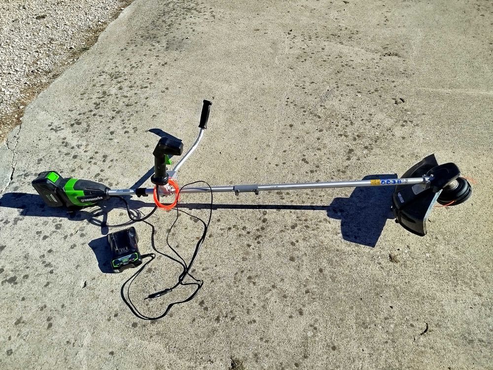 coupe bordures &agrave; batterie Jardin