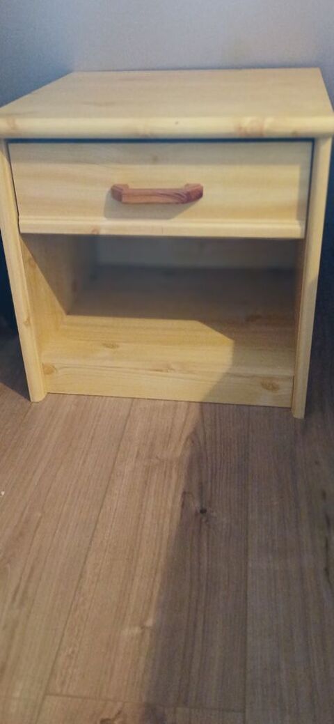 Paire de chevets 30 Colmar (68)