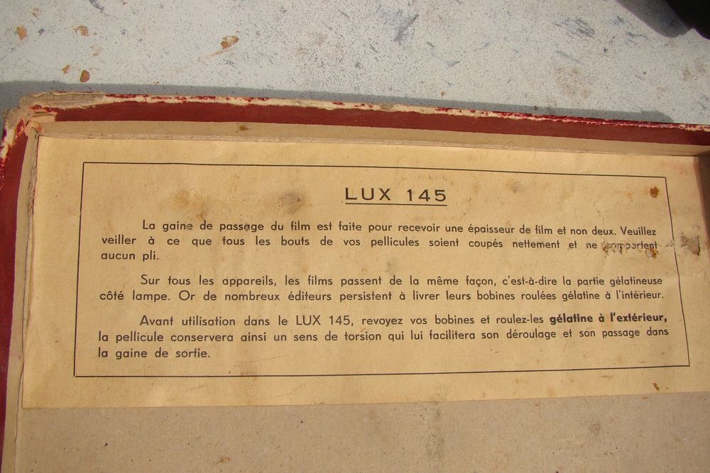 Ancien projecteur film 35 mm OSEF Lux 145 - ann&eacute;es 1950 