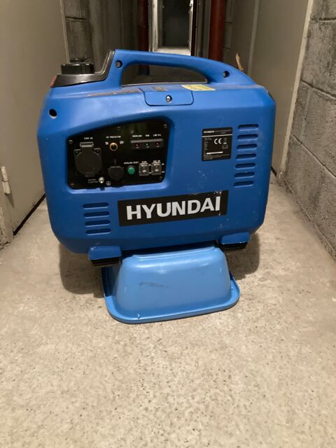   groupe hyundai 2000 w 