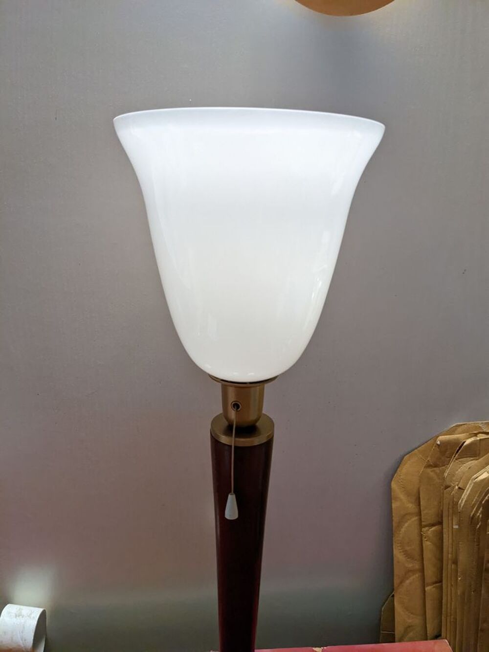 JOLIE LAMPE STYLE MAZDA UNILUX art d&eacute;co vintage 1930 acajou. Décoration