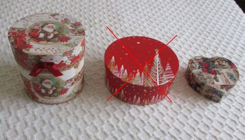 2 BOITES COFFRETS CADEAUX NOEL 6 Saint-Andr�-les-Vergers (10)