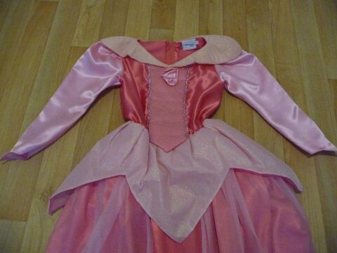 Robe La Belle au Bois Dormant avec crinoline DISNEYLAND 50 Celles-sur-Belle (79)