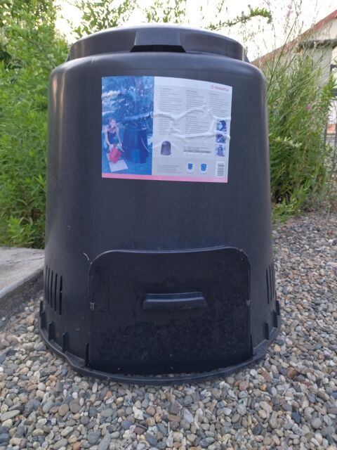 Composteur GRAAF
30 Montauban (82)