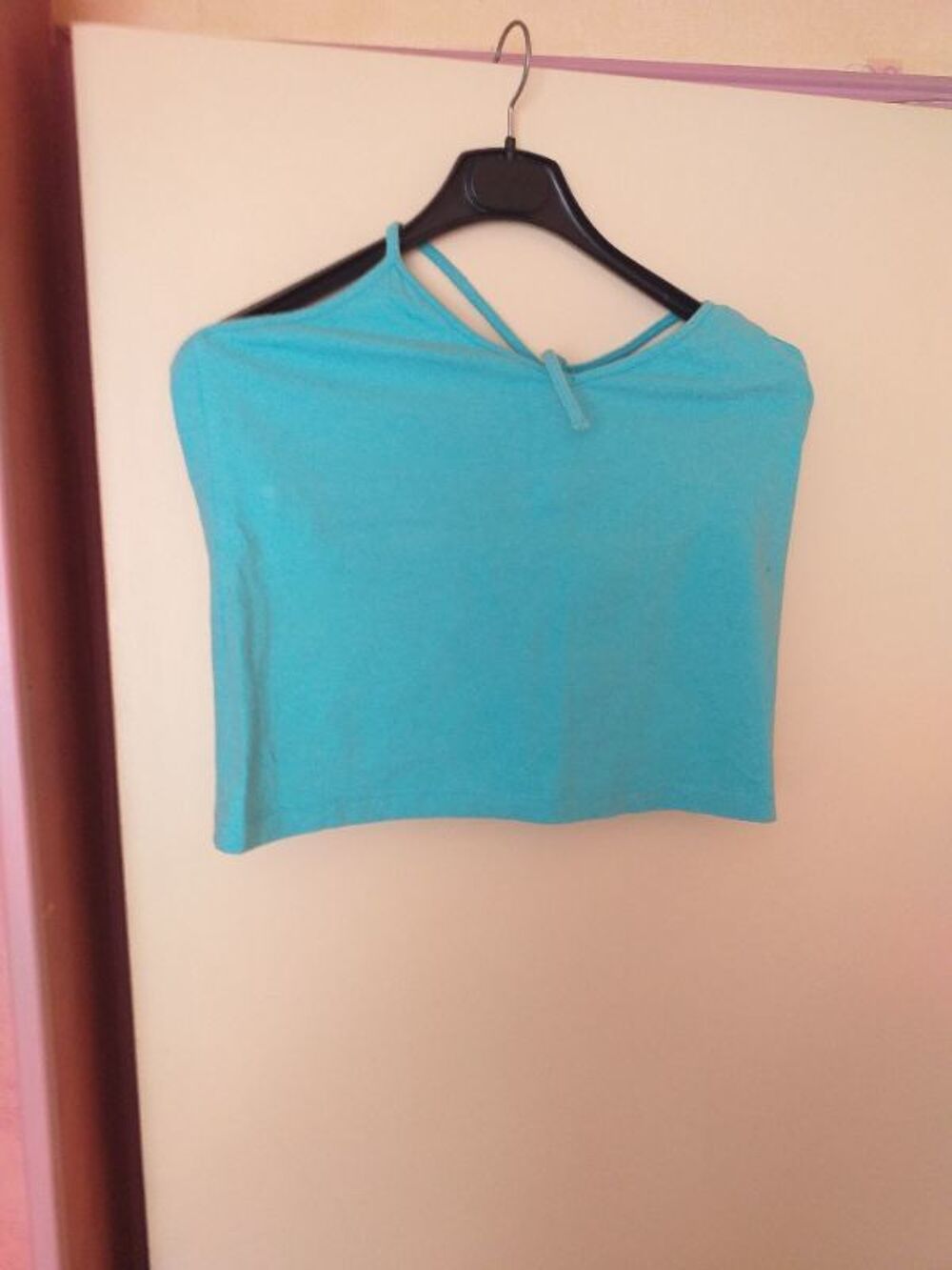 top court femme taille 42/44 Vtements