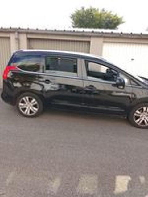 5008 1.6 BlueHDi 120ch S&S EAT6 7 Places Active Business 2012 occasion 01700 Neyron