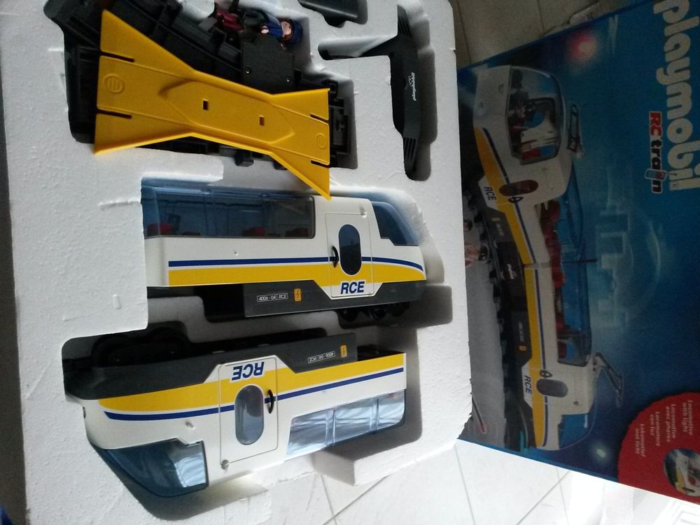 TRAIN PLAYMOBILE n&deg;4011 RC train Jeux / jouets