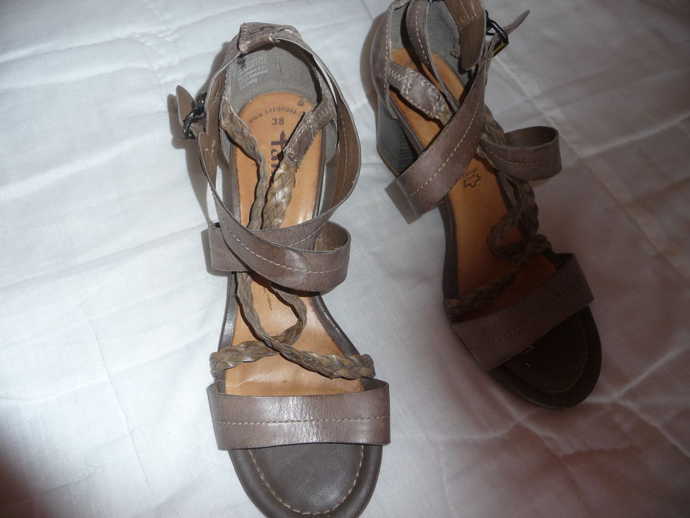Sandales TAMARIS Chaussures