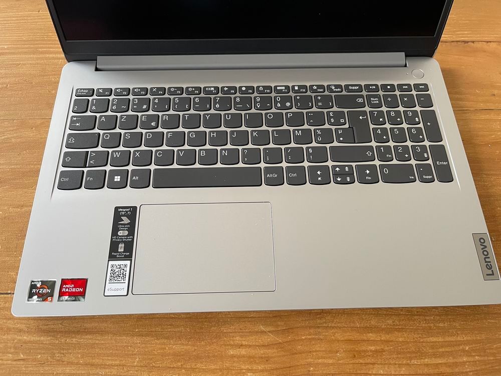 Ordinateur portable LENOVO - IP1 15ALC7 R5/8/512 Matériel informatique