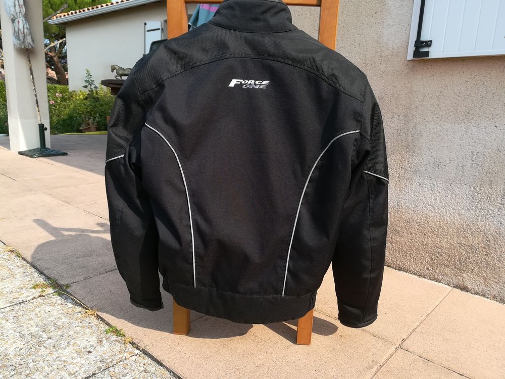 Blouson moto textile Force One M&eacute;tro. Vêtements
