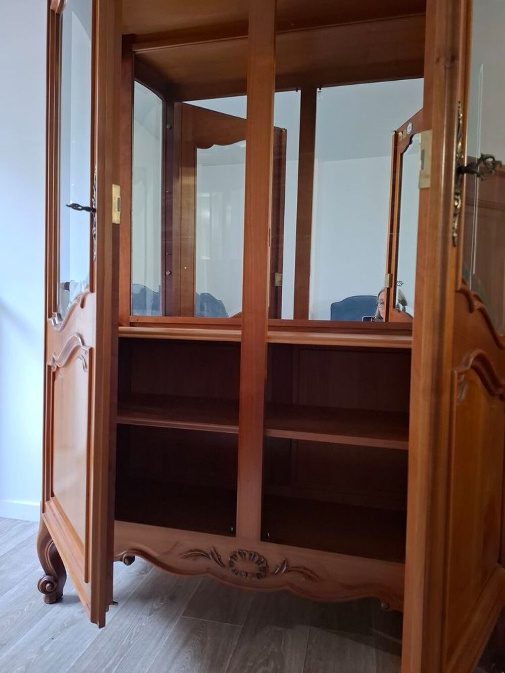 Vitrine en bois massif Meubles