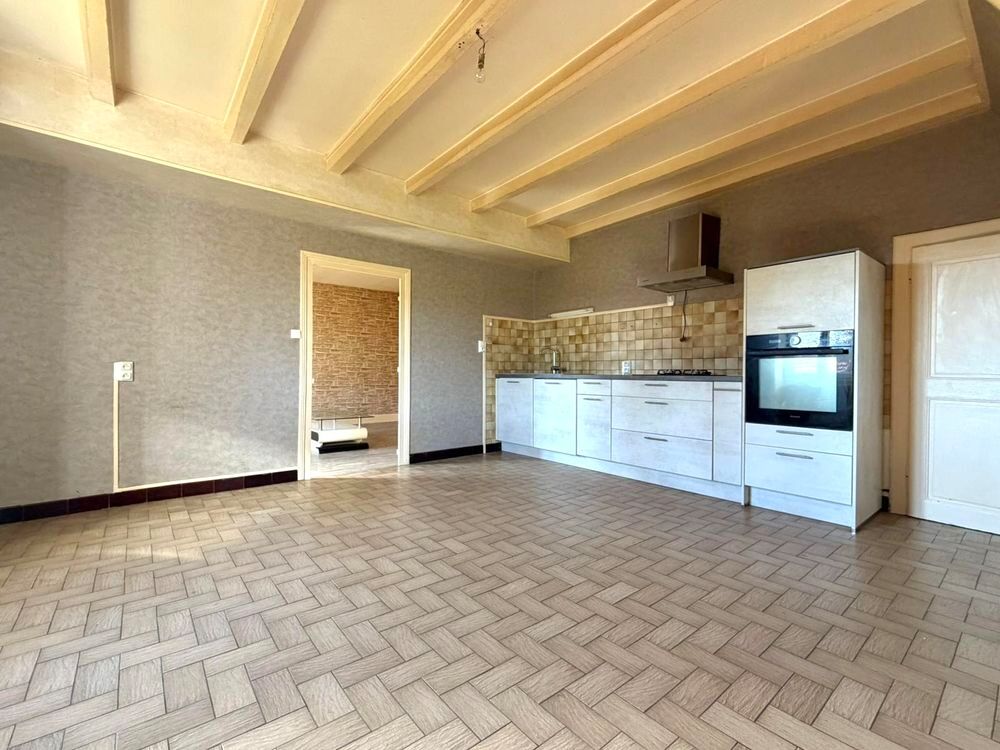 Vente Maison Maison de village 102 m² avec dépendances et jardin Malay