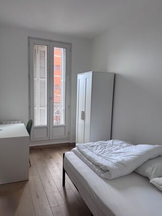  Appartement à louer 5 pièces 57 m²