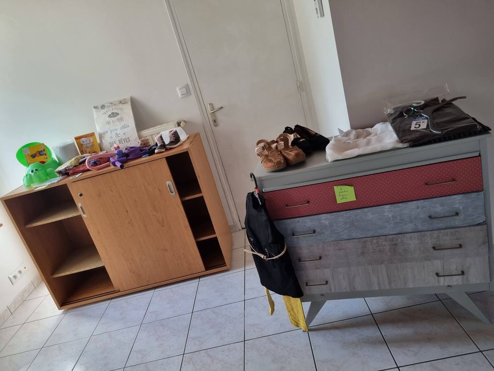Commode +meuble bas grands rangements 2 portes coulissantes Meubles