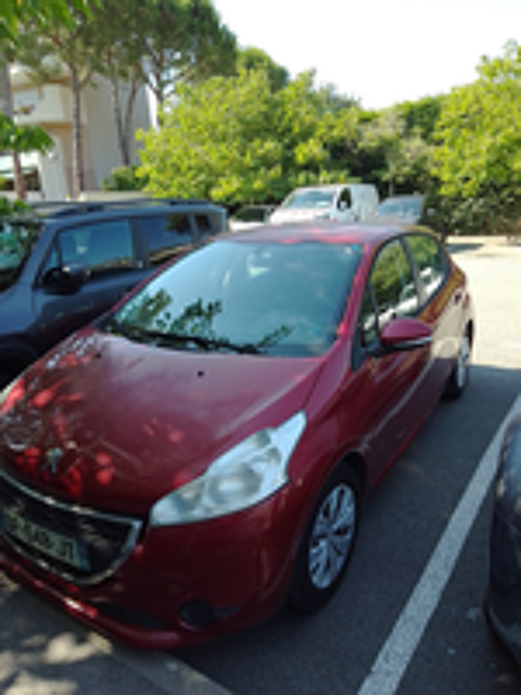 208 1.2 VTi 82ch BVM5 Active 2014 occasion 06000 Nice