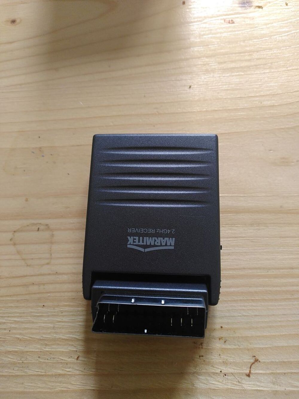 Marmitek Invisible Scart 300 transmetteur vid&eacute;o sans fil p&eacute;r Photos/Video/TV