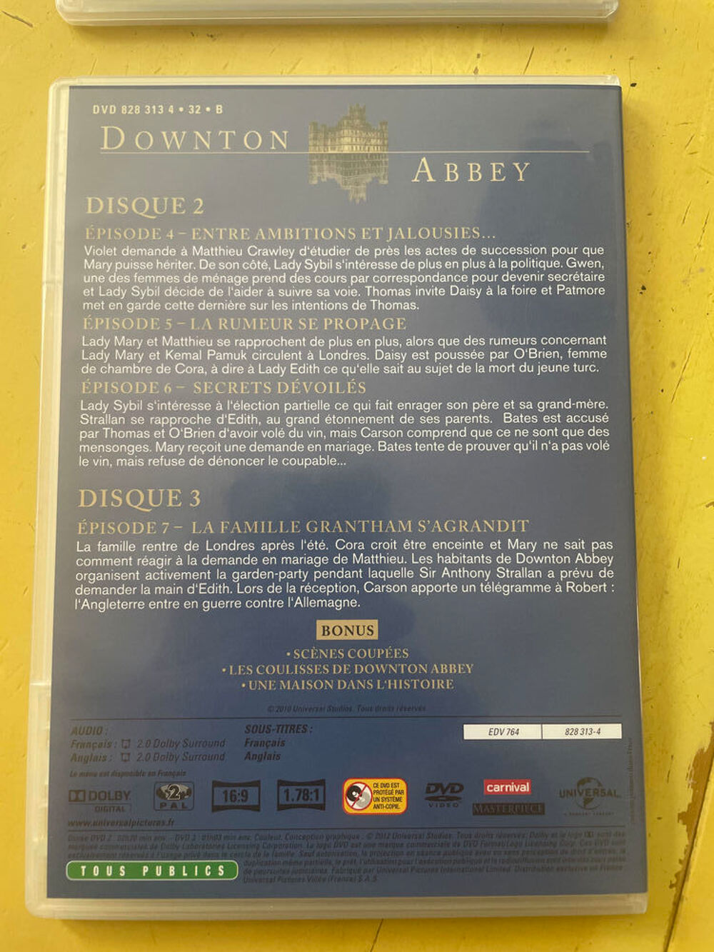 DVD coffret DOWNTON ABBEY SAISON 1 avec 3 dvd DVD et blu-ray
