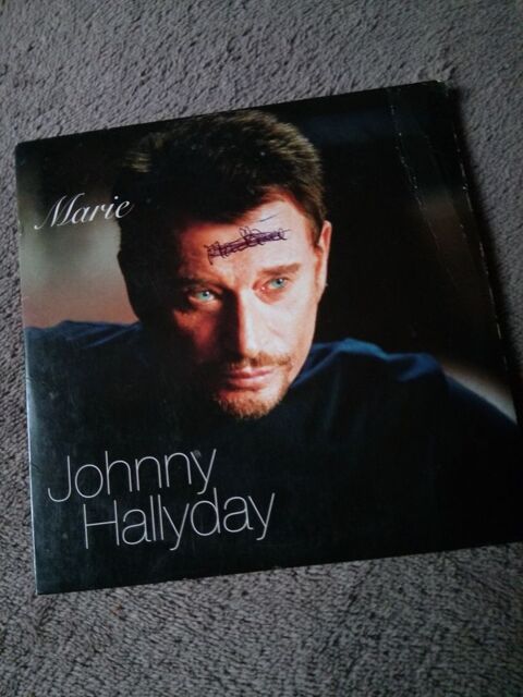 CD de Johnny Hallyday 3 Douarnenez (29)