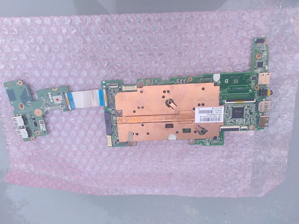 Carte m&egrave;re HP Stream 13 / 13-c012nf DA0Y0BMB6C0 Rev C Matériel informatique
