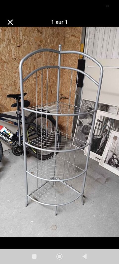 Grande �tag�re d'angle 12 Vendrennes (85)