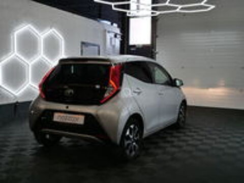Aygo 1.0 VVT-i x-play 2019 occasion 69330 Meyzieu