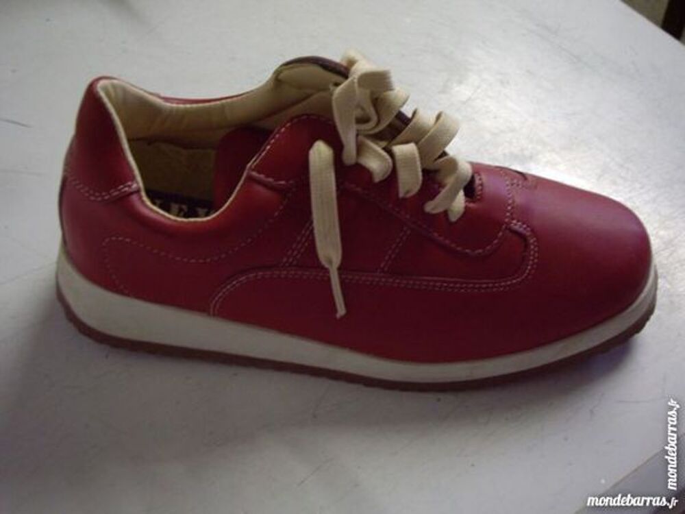 Sneakers Bordeaux pointure 39 Chaussures