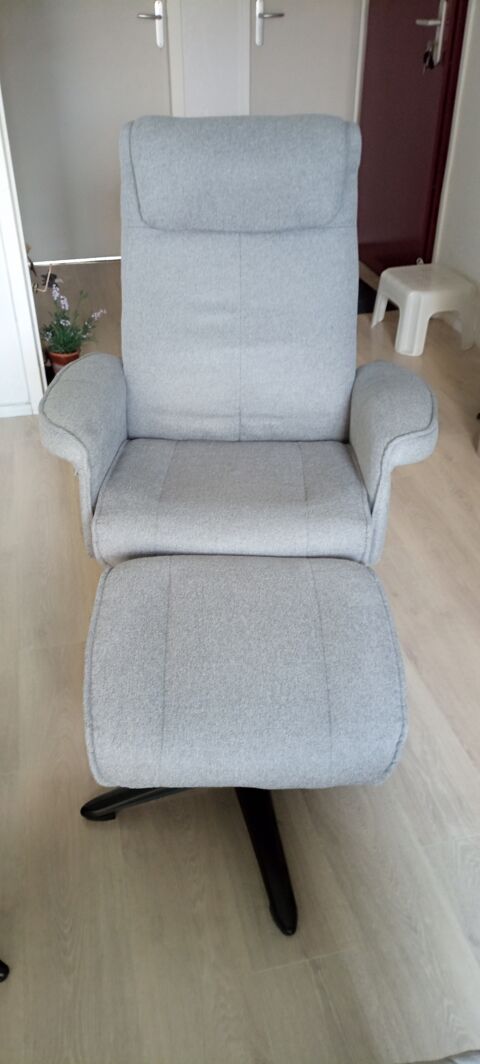 Deux Fauteuils 400 Vittel (88)