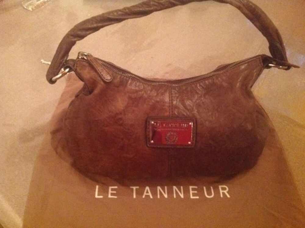 Sac cuir le Tanneur tr&egrave;s bon &eacute;tat. Maroquinerie