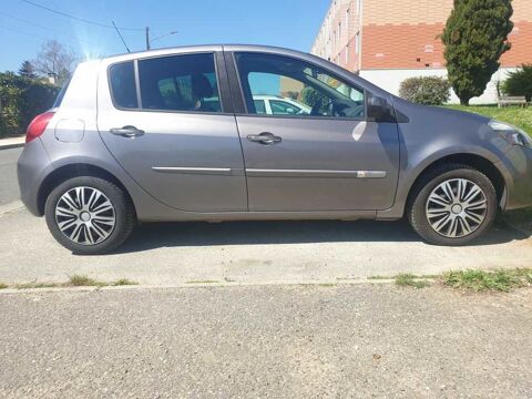 Renault clio iii Clio 1.5 dCi 85 Confort Pack Clim Dynami