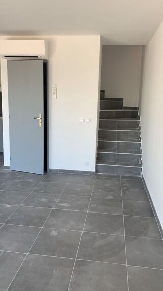  Maison à louer 3 pièces 80 m²