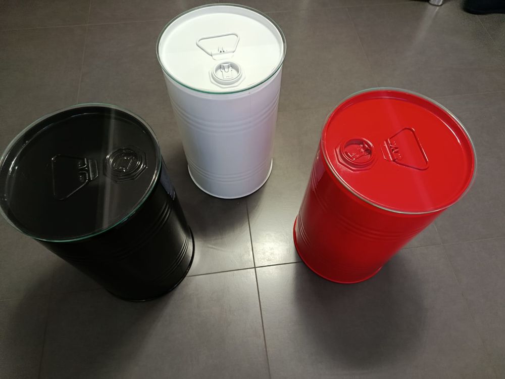 Petites tables tonneaux Meubles