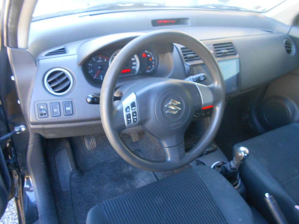Swift 1.3 DDiS GL 2007 occasion 73420 Drumettaz-Clarafond