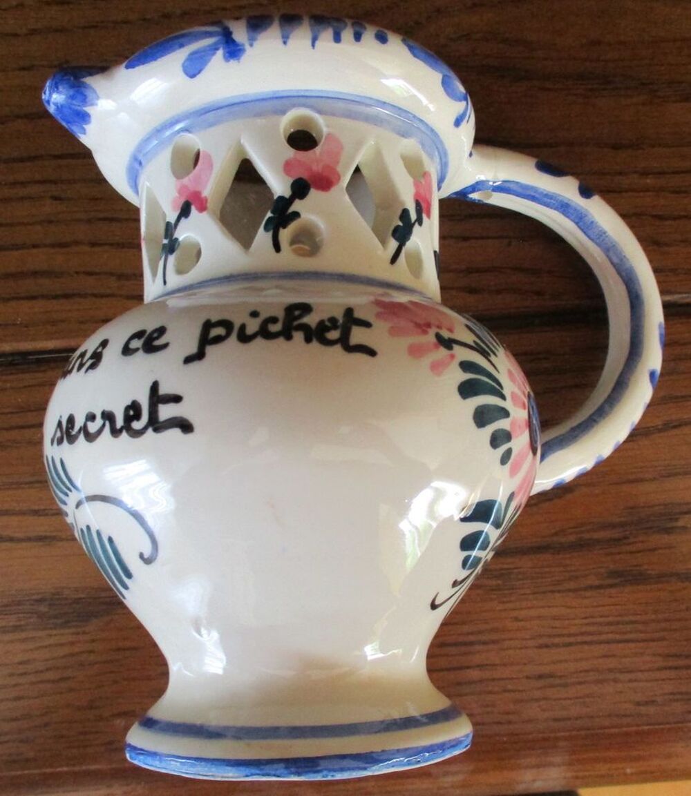 Ancien POT TROMPEUR - PICHET SURPRISE POUPLARD 