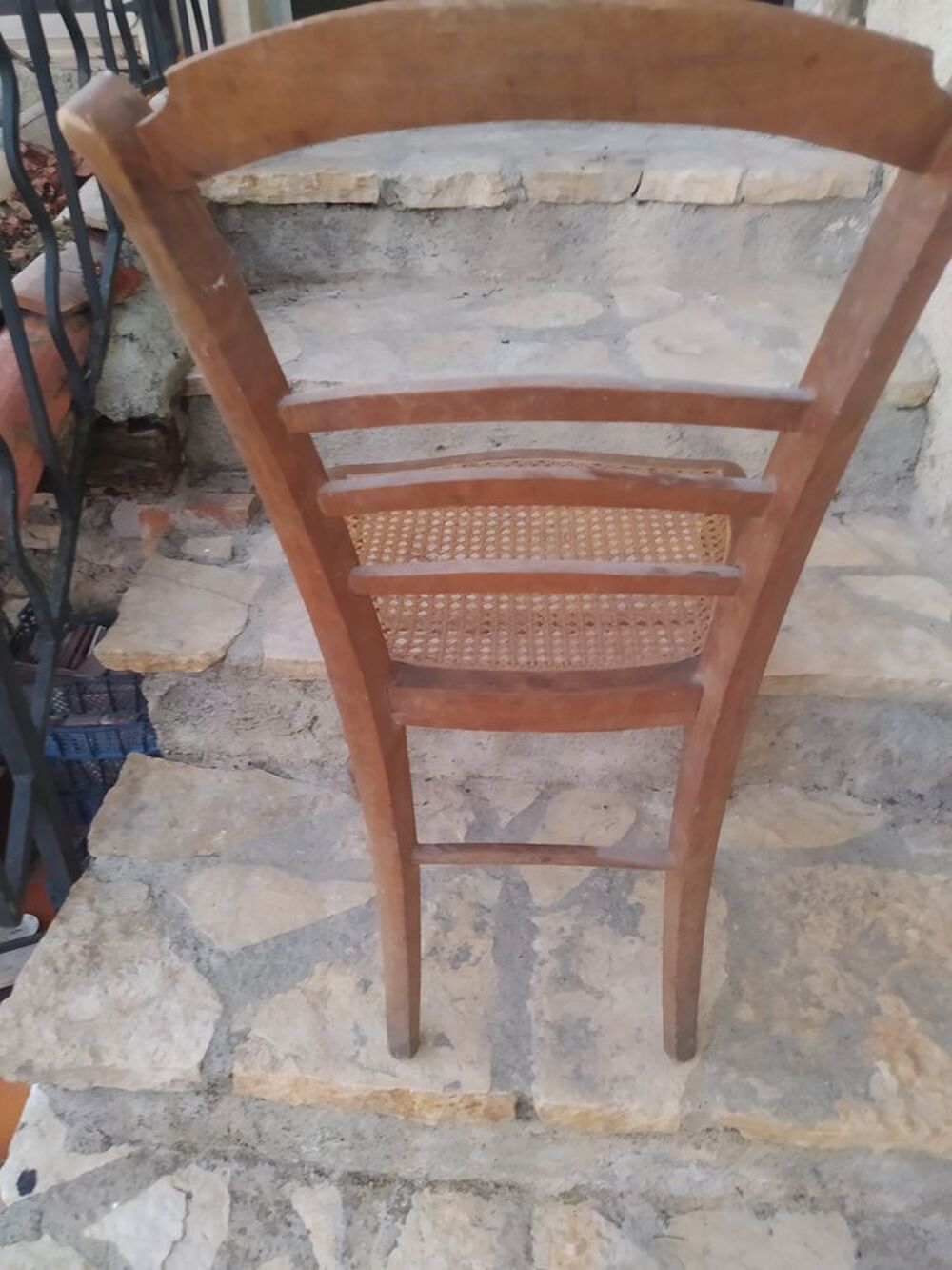 CHAISE ANCIENNE Meubles