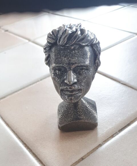 JOHNNY HALLYDAY - PIECE UNIQUE ETAIN MASSIF -  PRESSE PAPIER 80 Villemomble (93)